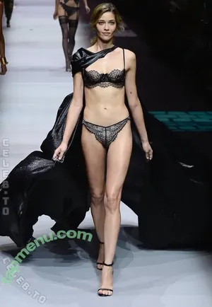 Ana Beatriz Barros / abeatriz / anabeatrizbarrosofficial nude photo #0209