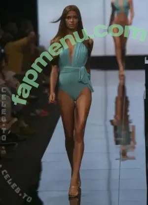 Ana Beatriz Barros / abeatriz / anabeatrizbarrosofficial nude photo #0223