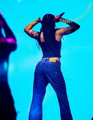 Ana Castela / anacastelacantora nude photo #0108