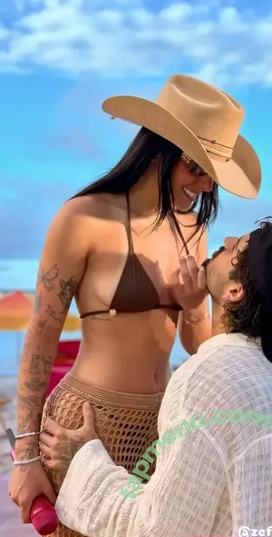 Ana Castela / anacastelacantora nude photo #0110