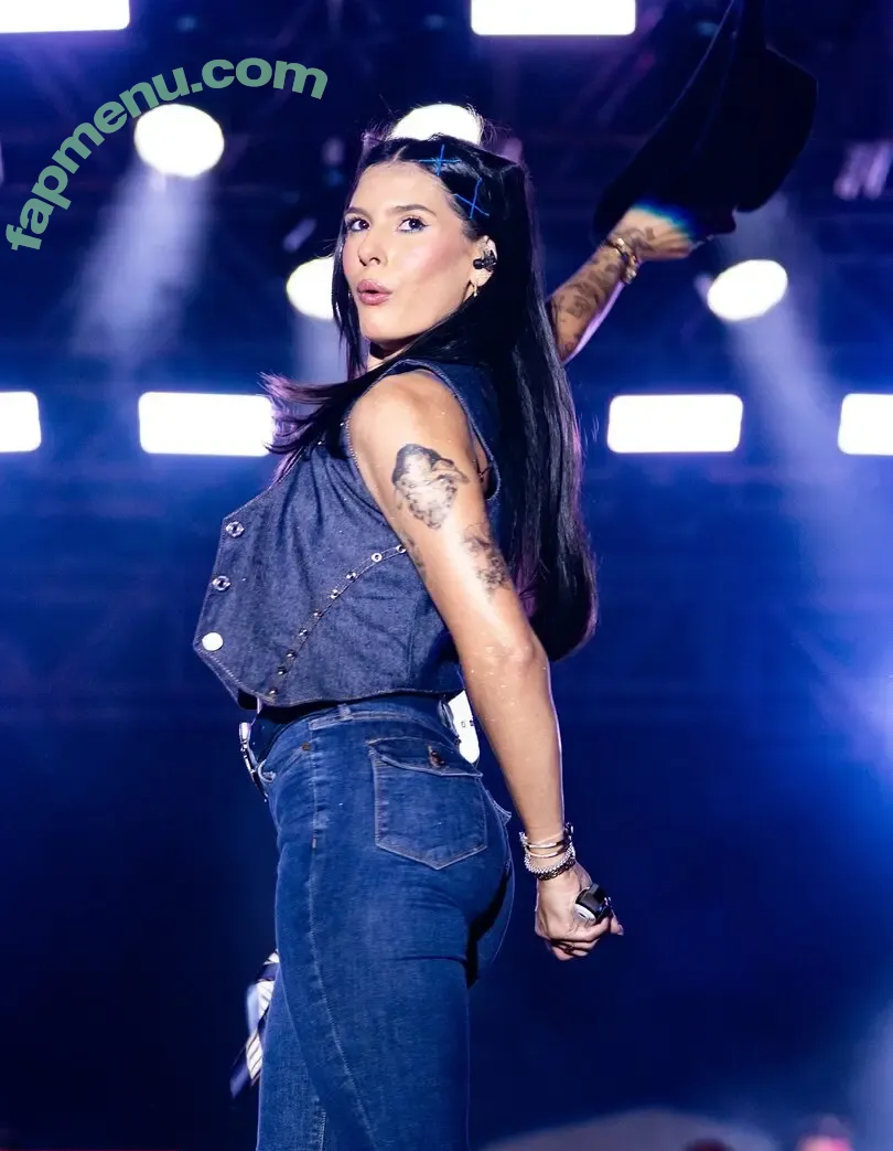 Ana Castela nude photo #0097 (anacastelacantora)