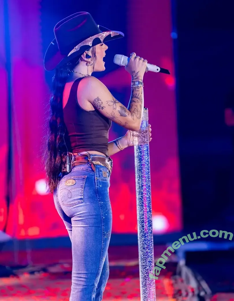 Ana Castela nude photo #0138 (anacastelacantora)