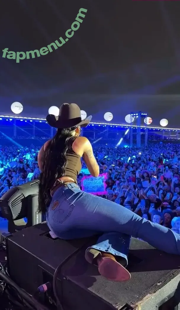 Ana Castela nude photo #0140 (anacastelacantora)