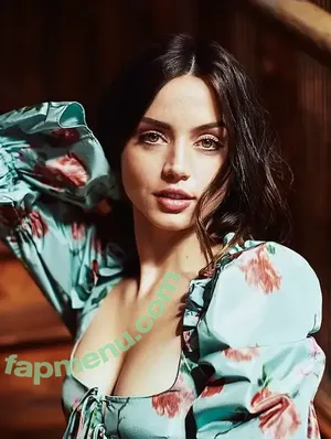 Ana De Armas / ana_d_armas nude photo #0101