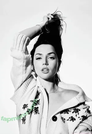 Ana De Armas / ana_d_armas / anadearmas nude photo #0543