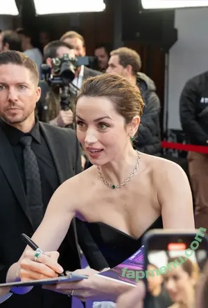 Ana De Armas / ana_d_armas / anadearmas nude photo #0639