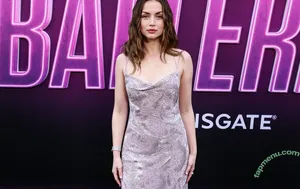 Ana De Armas / ana_d_armas / anadearmas nude photo #0800