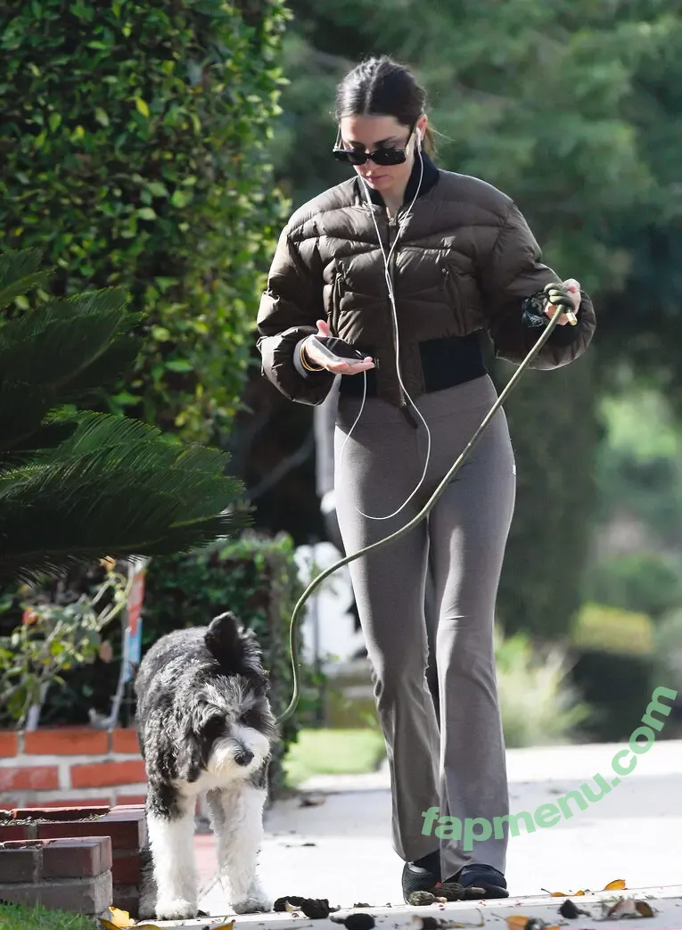 Ana De Armas nude photo #1386 (ana_d_armas / anadearmas / anadearmasdaily)