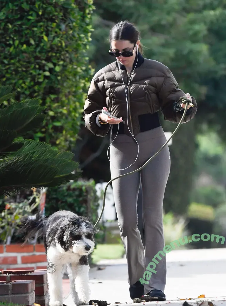 Ana De Armas nude photo #1387 (ana_d_armas / anadearmas / anadearmasdaily)