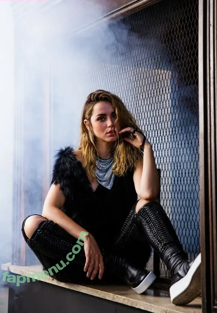Ana De Armas nude photo #1639 (ana_d_armas / anadearmas / anadearmasdaily)