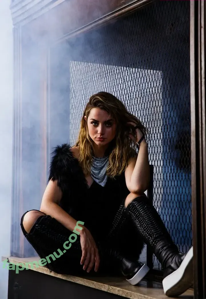Ana De Armas nude photo #1640 (ana_d_armas / anadearmas / anadearmasdaily)