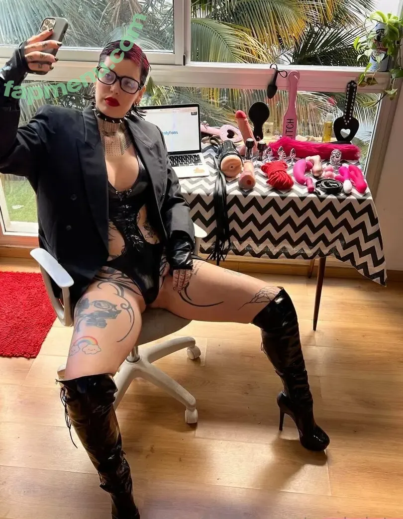 ana.devin.tv nude photo #0082 (ana.devin.tv)