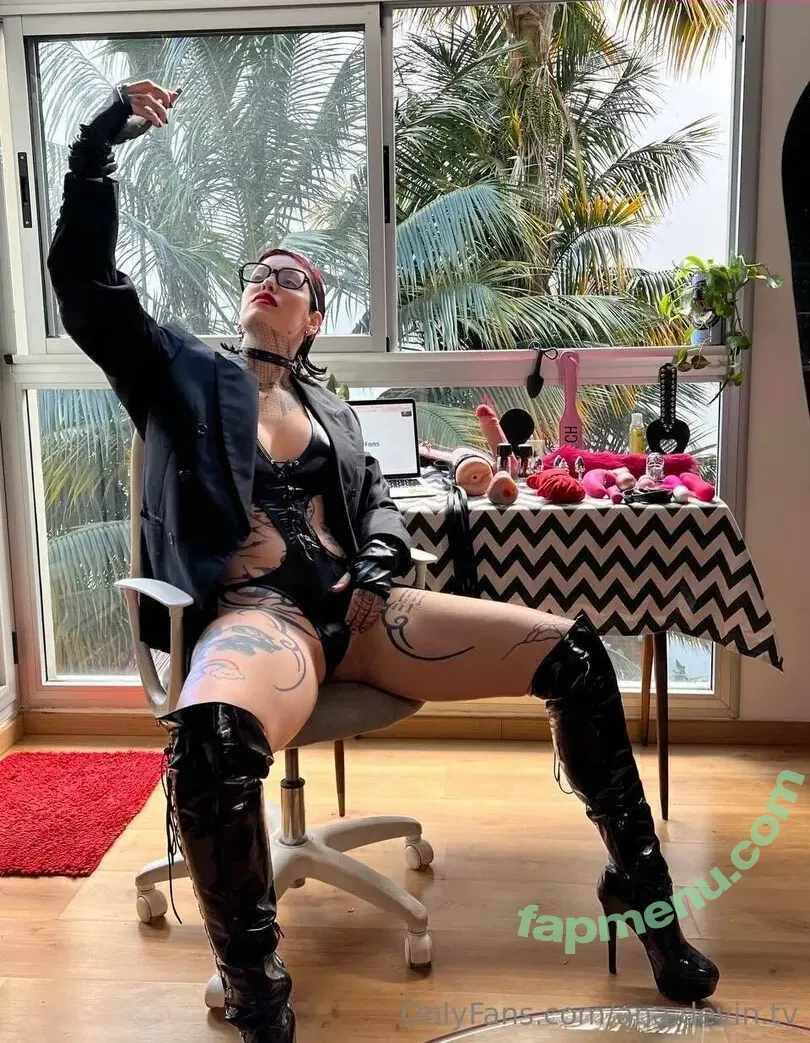 ana.devin.tv nude photo #0083 (ana.devin.tv)