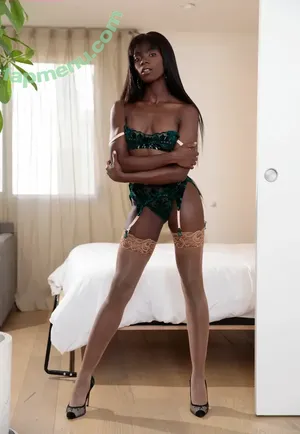 Ana Foxxx / anafoxxx / foxy_scorpio nude photo #0809