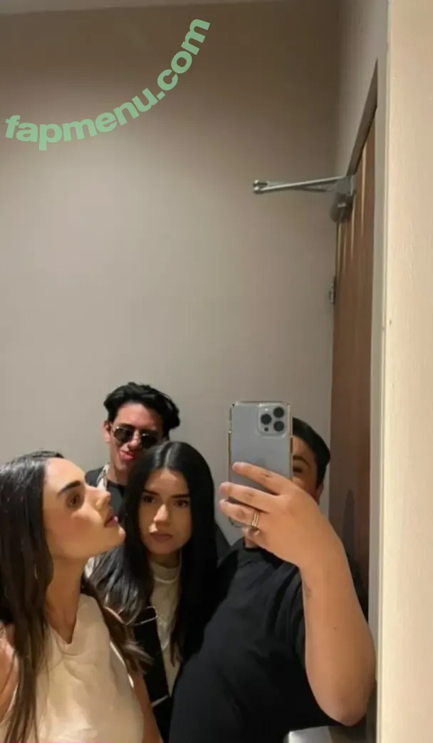 Ana Lourdes nude photo #0006 (analourdesa / analourdesav)