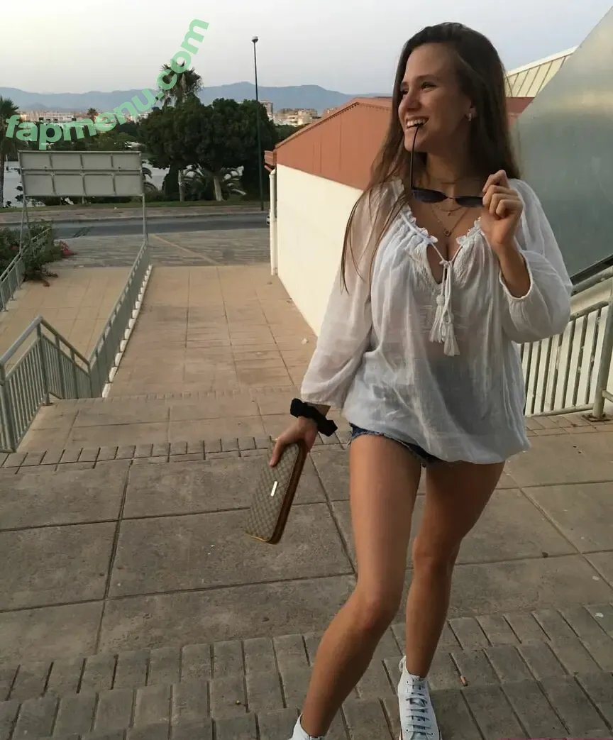 Anabel Gomez nude photo #0097 (anabelgomezz_ / anilulu)