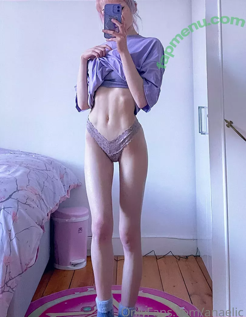 Anaelic nude photo #0003 (anaelic_ / anaeliccosplay)