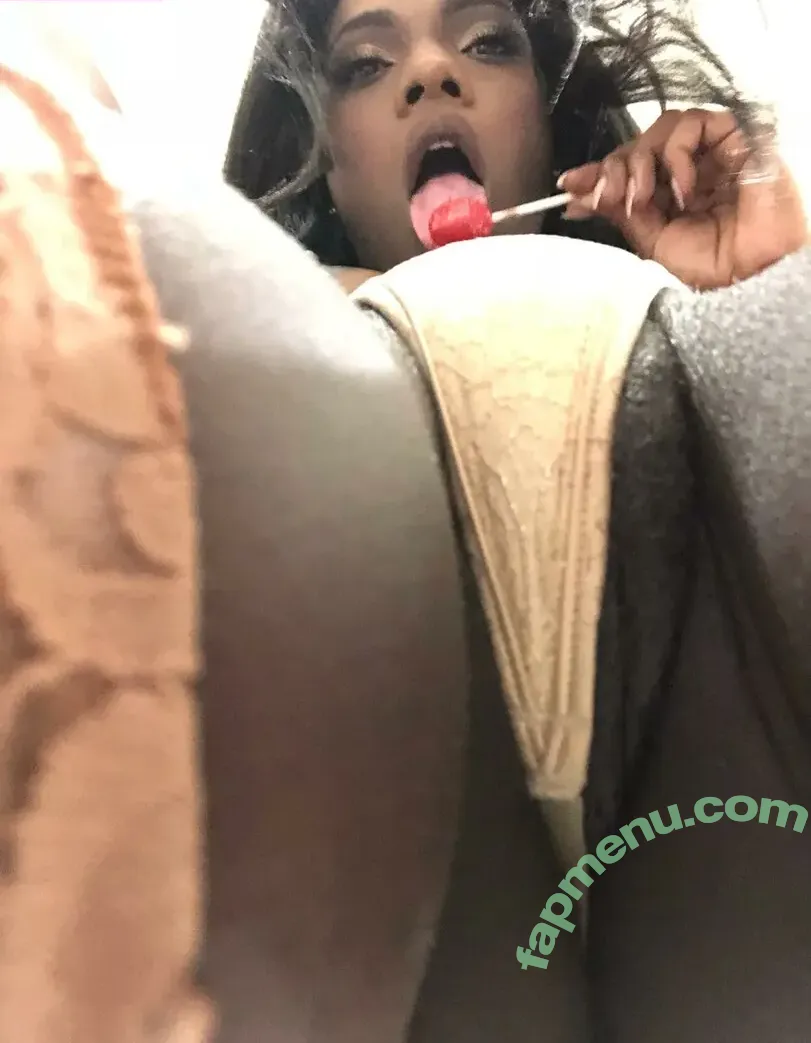 anafoxxx nude photo #0206 (anafoxxx)