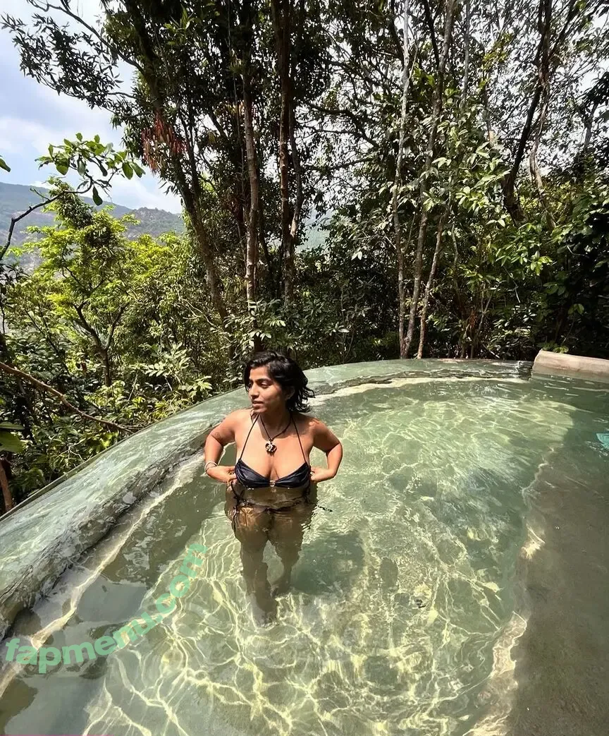 Anagha Shinde nude photo #0001 (stfuanagha / stfuanagha_)