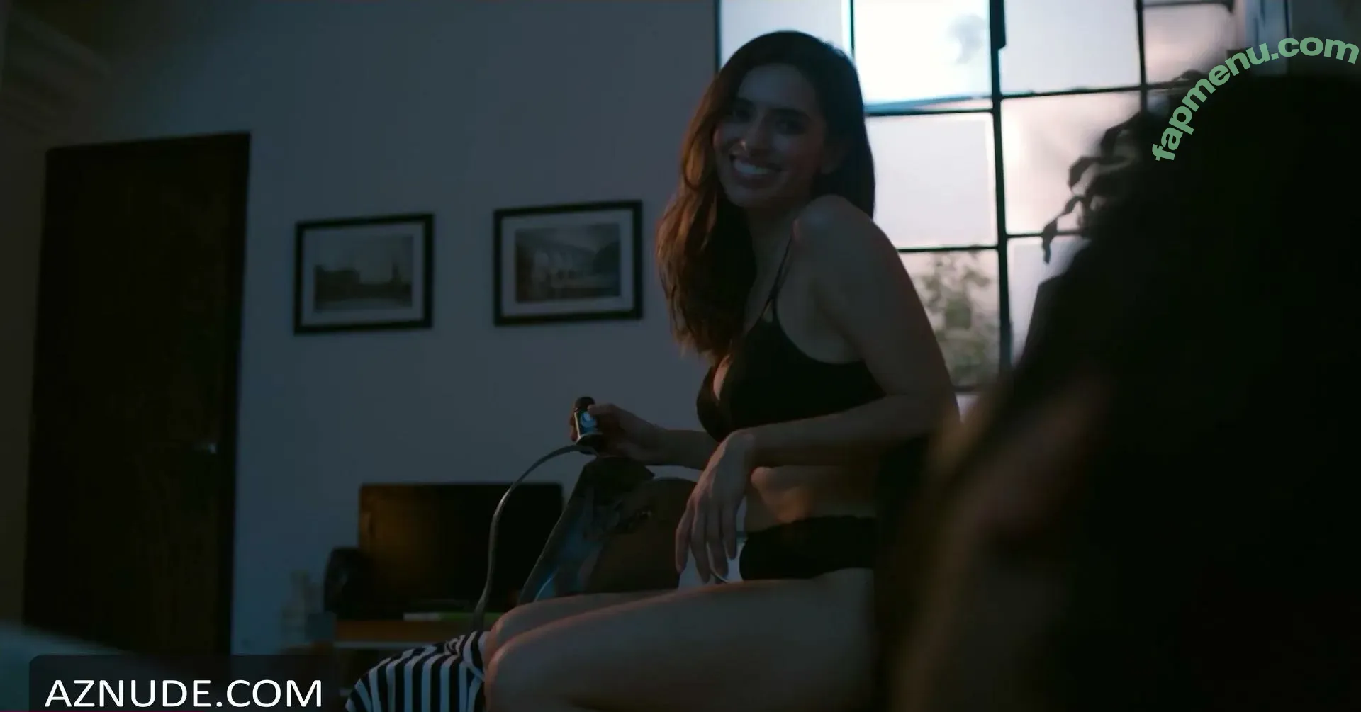 Anagonzalez nude photo #0005 (Anagonzalez)