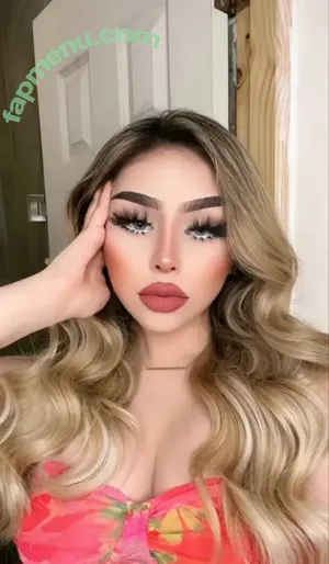  nude photo #0005