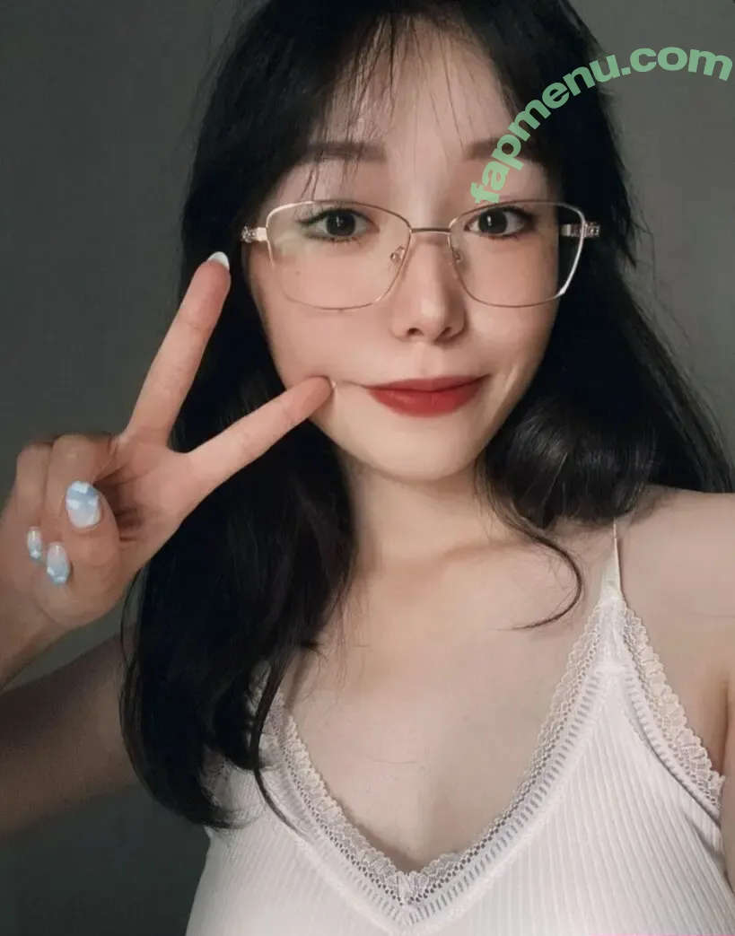 Anahimm nude photo #0012 (anahimm.15)