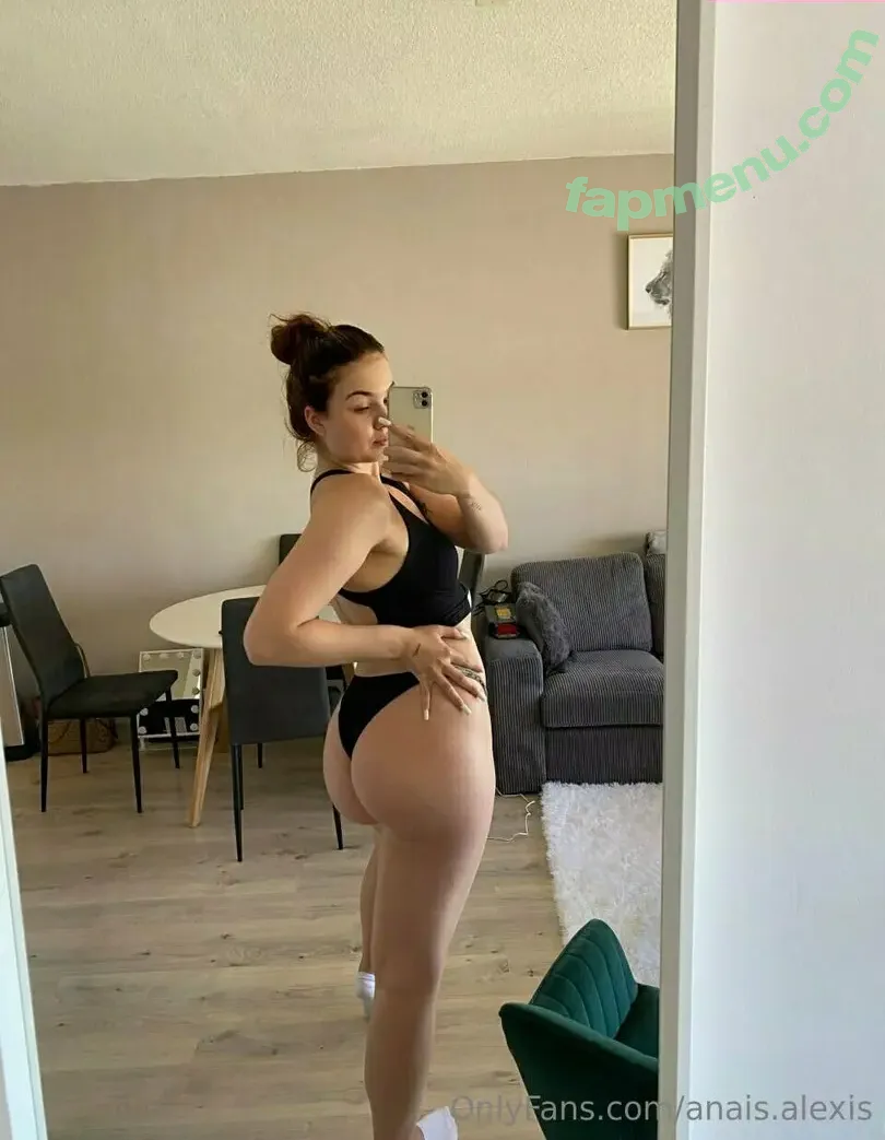 anais.alexis nude photo #0006 (anais.alexis)