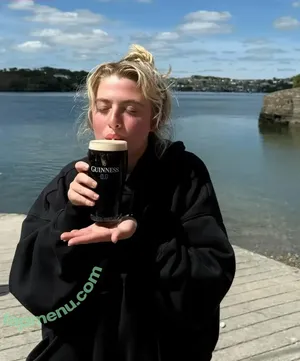 Anais Gallagher / gallagher_anais nude photo #0137