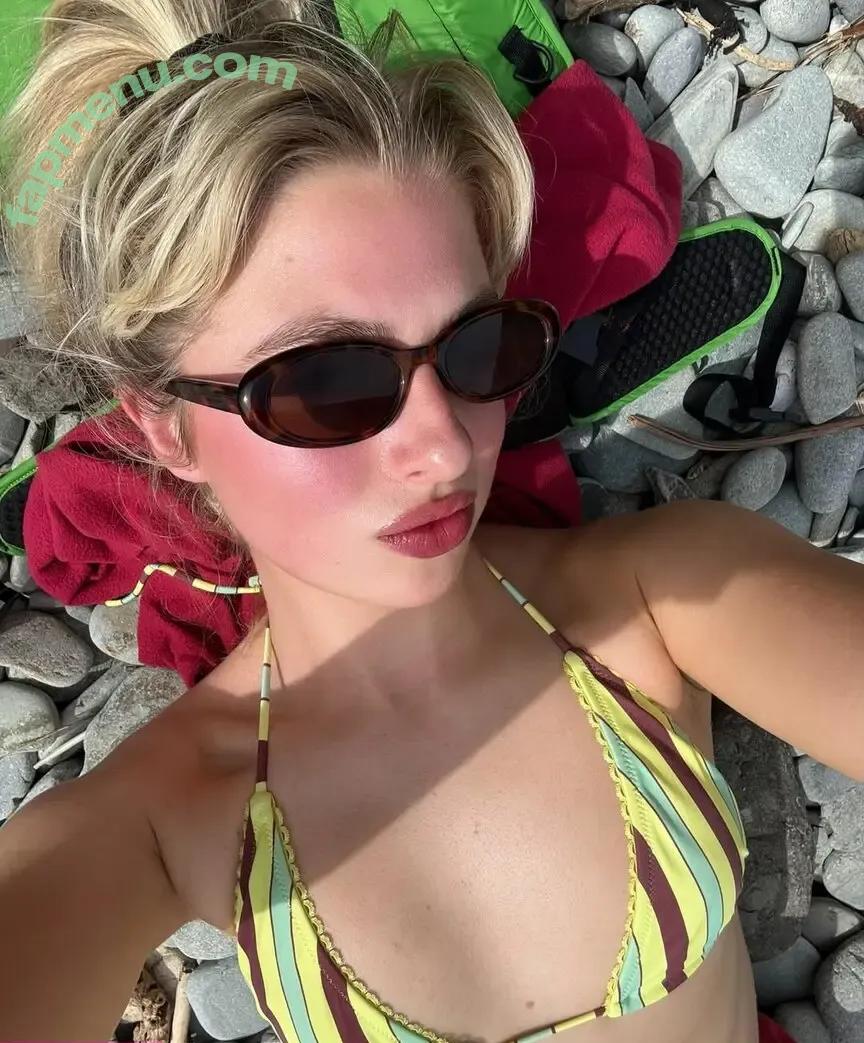 Anais Gallagher nude photo #0136 (gallagher_anais)