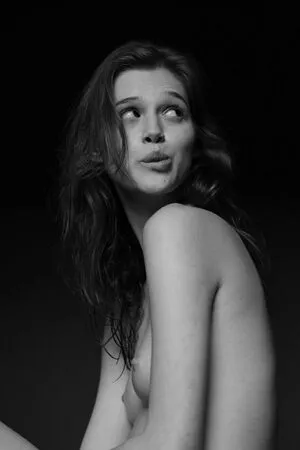 Anais Pouliot / anais_pouliot nude photo #0066