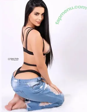 Anakarina Millan / anakarinamillan93 / anakmm nude photo #0068