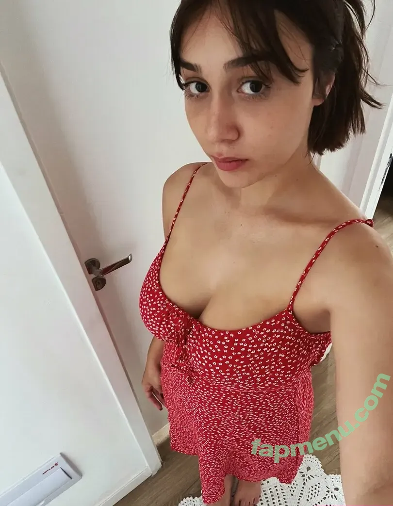 Analag.a nude photo #0022 (alanag.a)