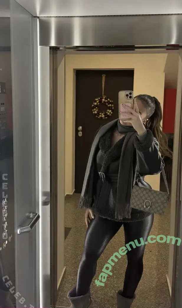 Analena.lz nude photo #0026 (anabelleofficial)