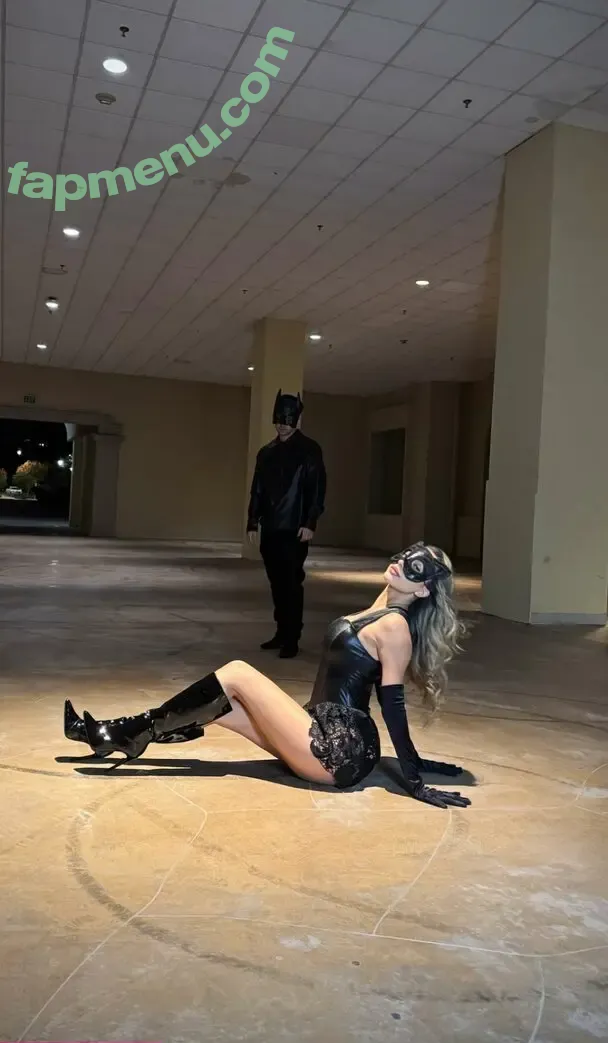 anamaxi nude photo #0093 (ana maximiliano)