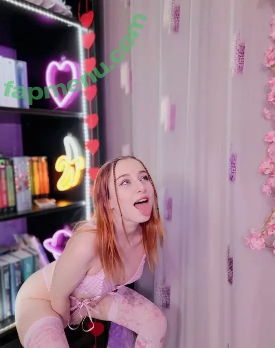 Anaminne nude photo #0025 (PrettyFeline / allofannie / anaminne_ / anyuser)