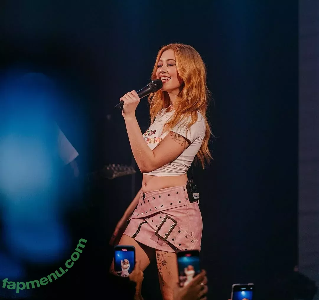 Ananda Morais nude photo #0470 (ananda)