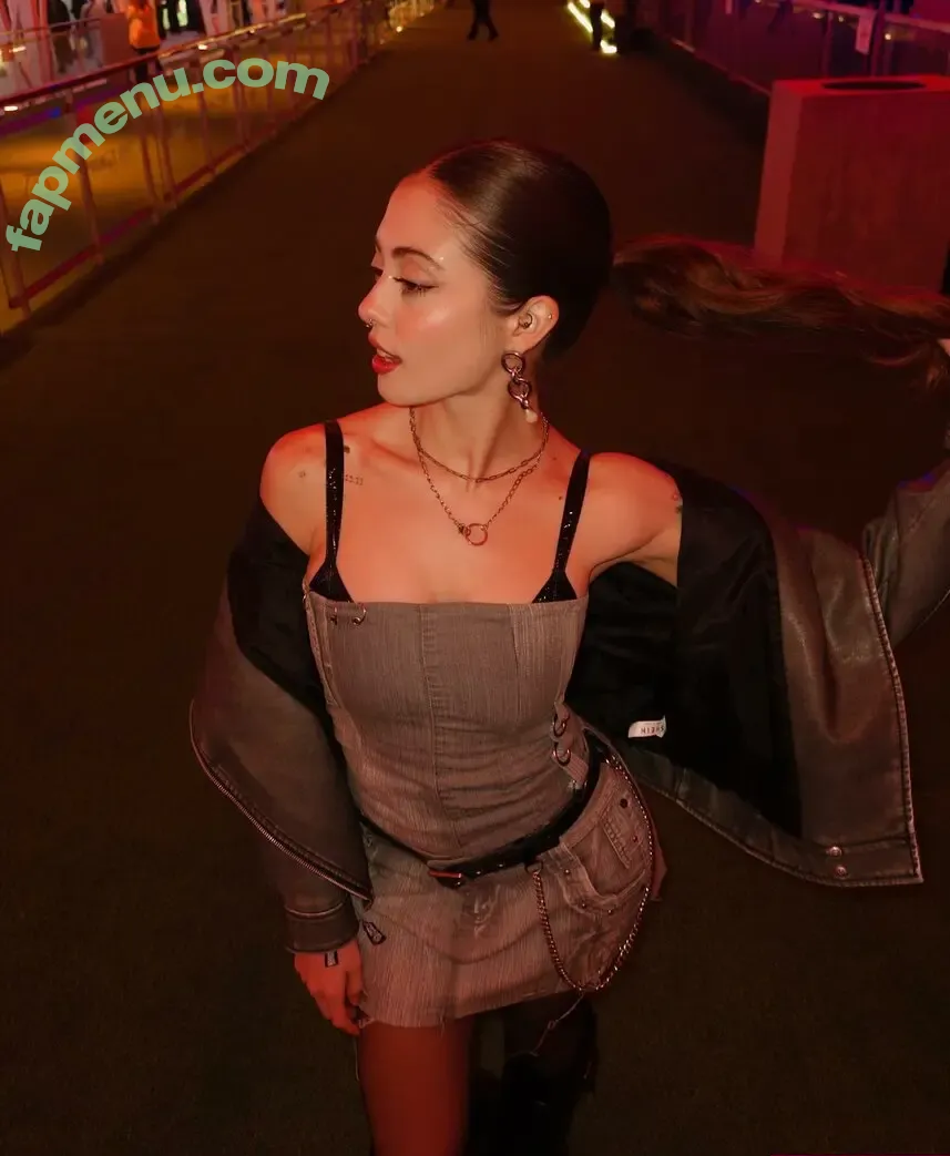 Ananda Morais nude photo #1046 (ananda)