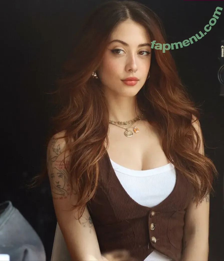 Ananda Morais nude photo #1054 (ananda)