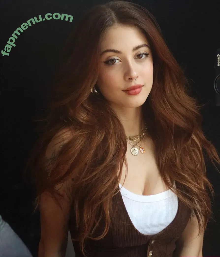 Ananda Morais nude photo #1055 (ananda)