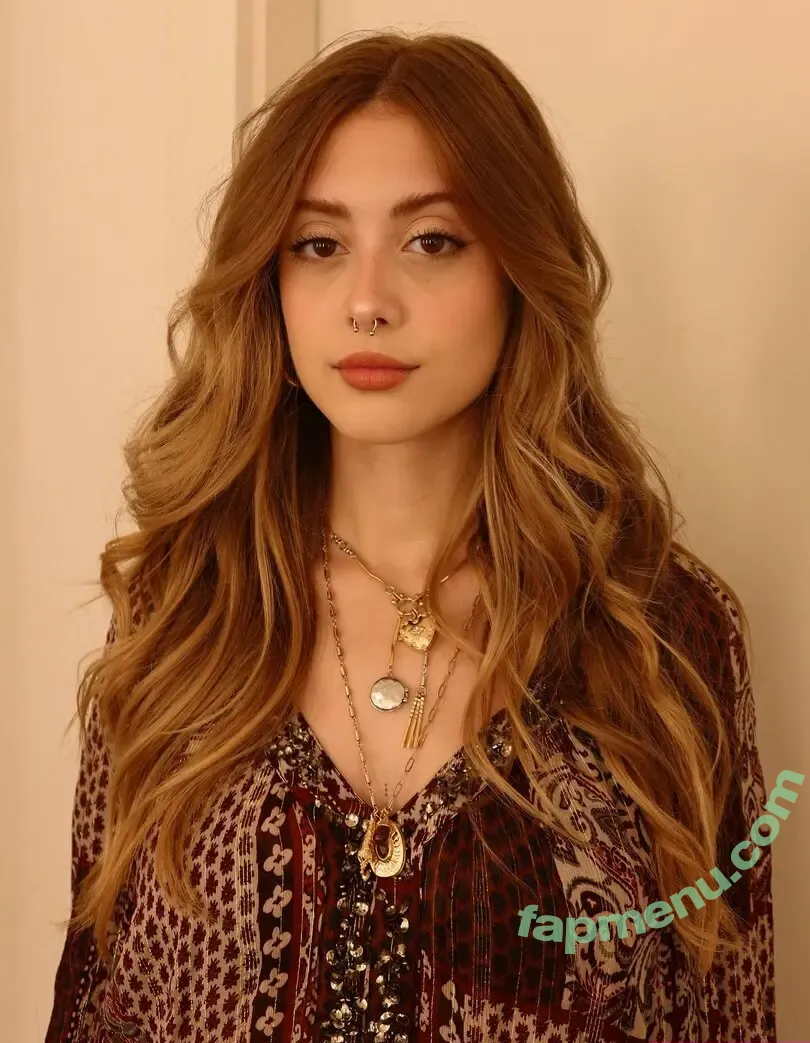 Ananda Morais nude photo #1062 (ananda)