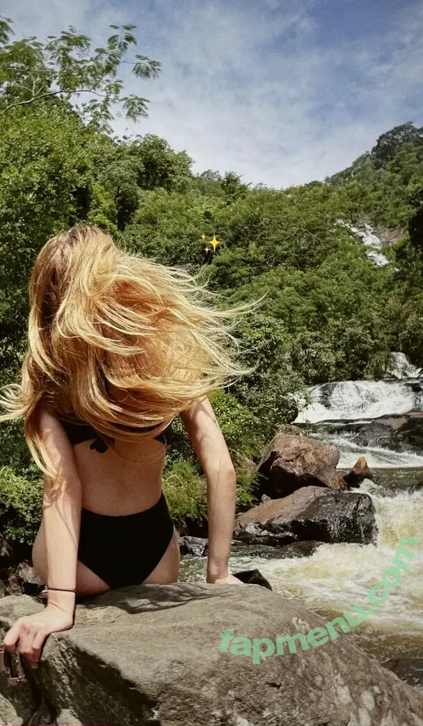 Ananda Morais nude photo #1085 (ananda)