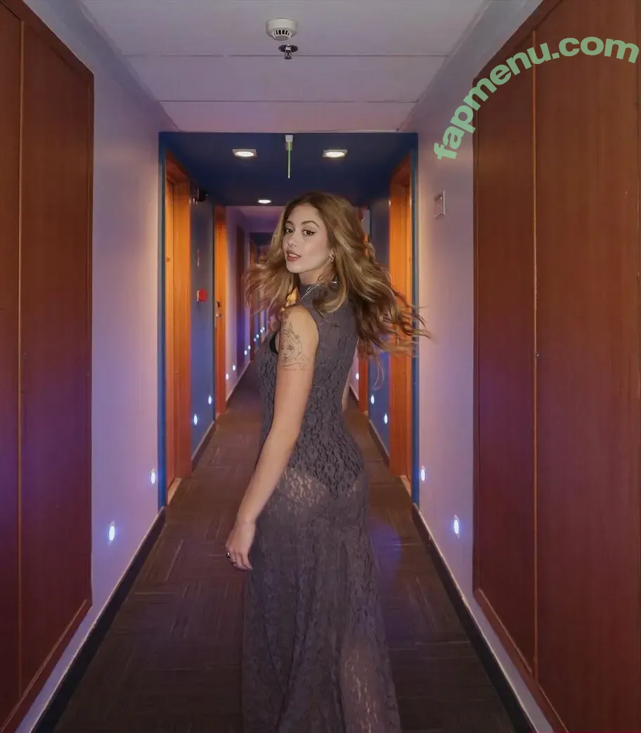 Ananda Morais nude photo #1097 (ananda)