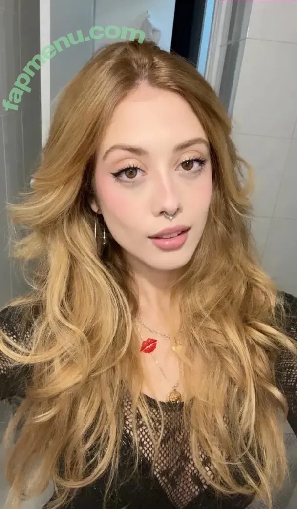 Ananda Morais nude photo #1099 (ananda)