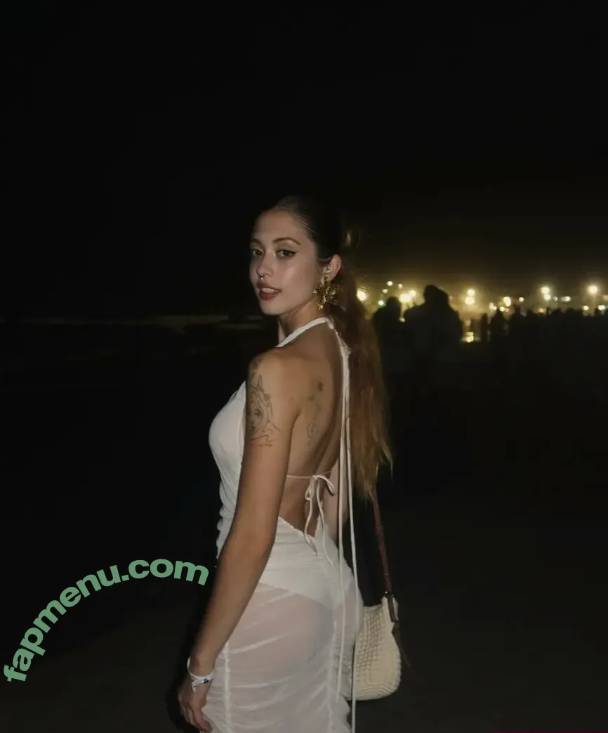 Ananda Morais nude photo #1118 (ananda)