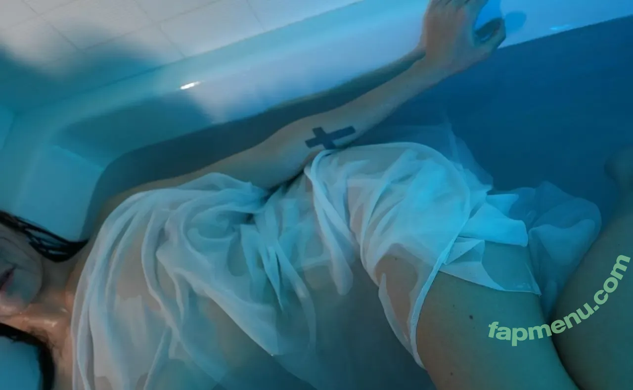 Anannke nude photo #0408 (Anna Anannke / anvnnke)