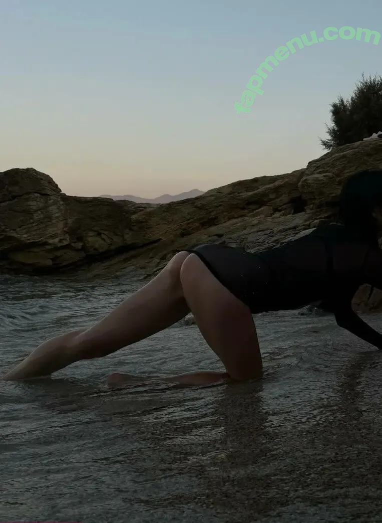 Anannke nude photo #0418 (Anna Anannke / anvnnke)