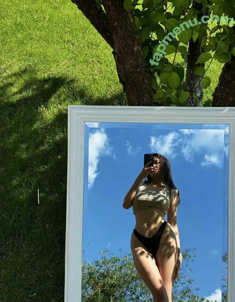 Anannke nude photo #0502 (Anna Anannke / anvnnke)