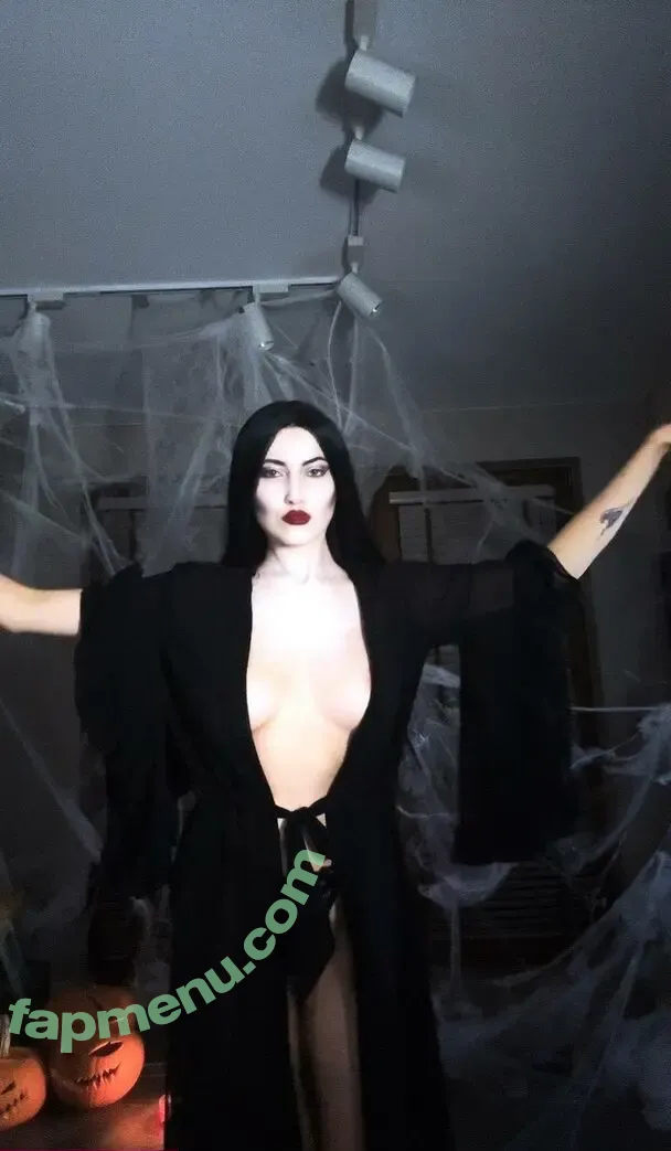 Anannke nude photo #0517 (Anna Anannke / anvnnke)