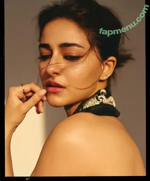 Ananya Pandey / ananyapanday nude photo #0061