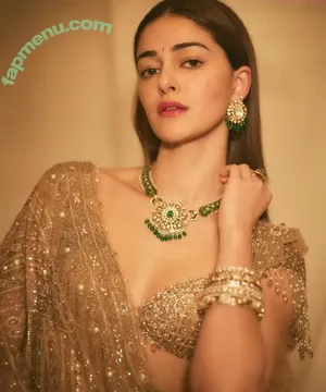 Ananya Pandey / ananyapanday nude photo #0100